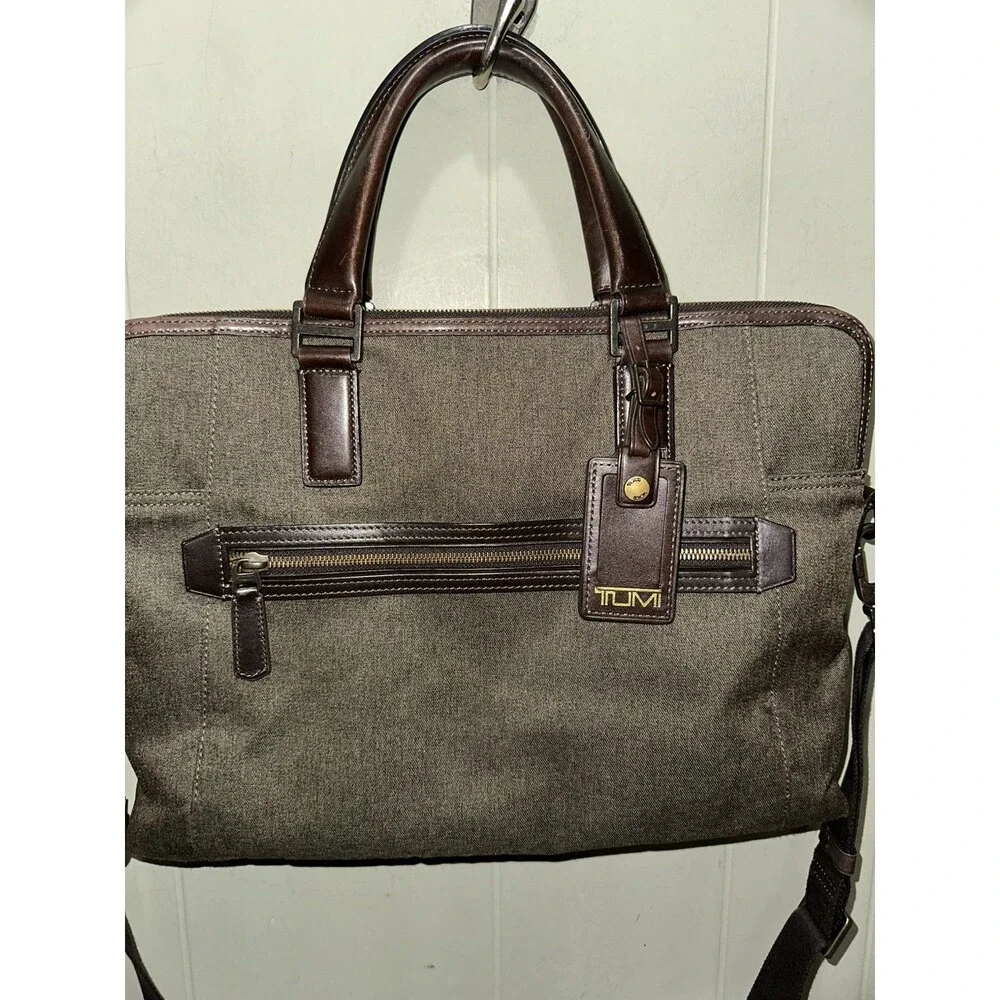 TUMI BEACON HILL BRANCH SLIM LAPTOP BRIEF CASE MESSENGER SATCHEL BAG LEATHER EUC